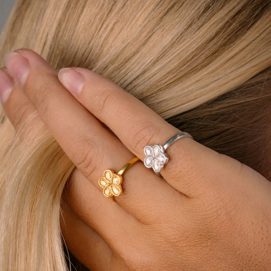 Eternal Flower Ring