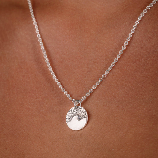 Wave Crest Necklace